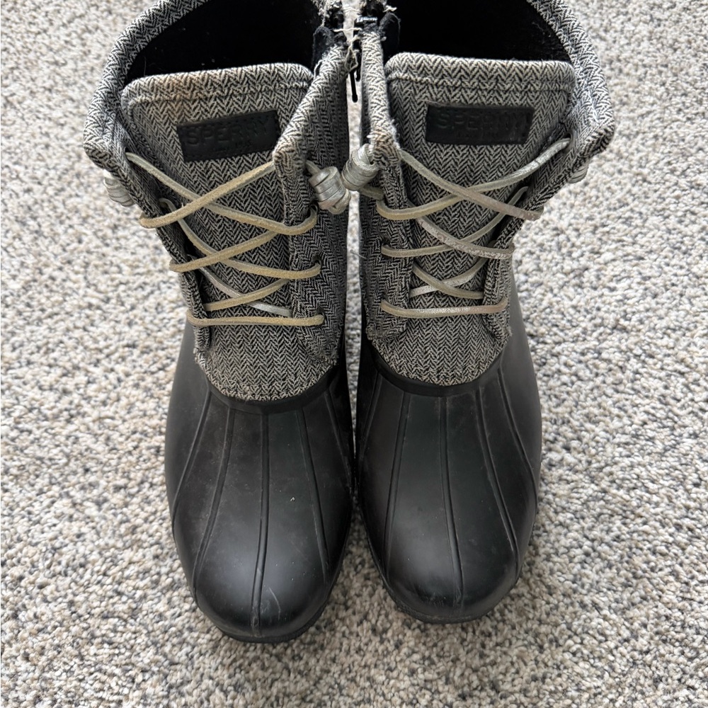 Sperry Women's Black and Gray Winter Boots